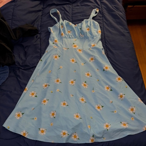 belle pogue Dresses & Skirts - Floral Sundress with Daisies